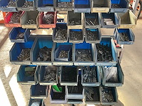 Overtoom verrijdbare bakkenstelling met inhoud - afbeelding 3 van  5