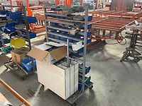 Overtoom verrijdbare bakkenstelling met inhoud - afbeelding 2 van  4