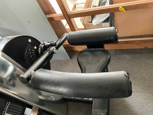 Oxide krachtstation buiktraining toestel fitness gym equipment - afbeelding 9 van  10