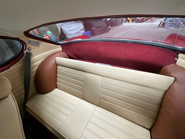 P1800 volvo 1967 - afbeelding 2 van  53