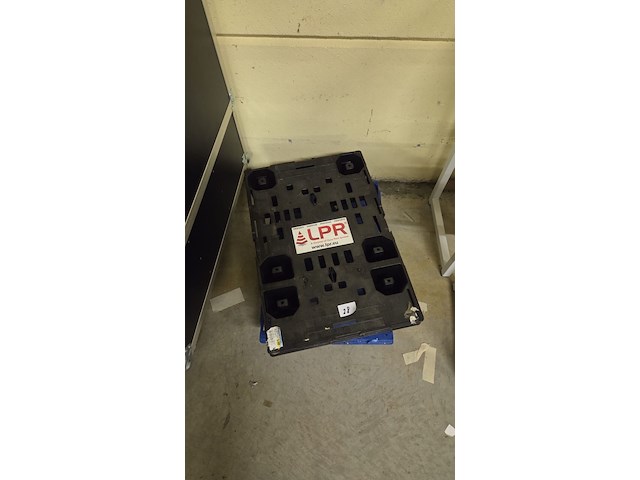 P2 x pvc pallet - afbeelding 1 van  1