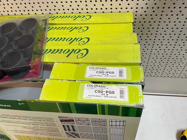 Paaldragers en bevestigingen - afbeelding 7 van  16
