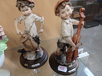 Paar beelden getekend g. armani - afbeelding 2 van  2