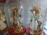 Paar bisquits onder stolp h027 - afbeelding 1 van  1