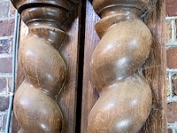Paar getorste houten eiken zuilen 2 meter - afbeelding 2 van  2