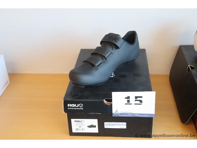 Paar wielrenschoenen agu, maat 42 - afbeelding 1 van  2