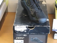 Paar wielrenschoenen dmt r5, maat 39