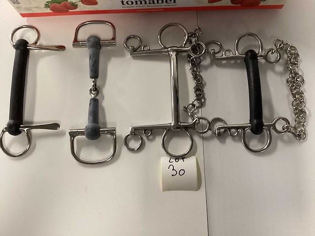 Paarden bitten - ongebruikt (20x) - afbeelding 1 van  2