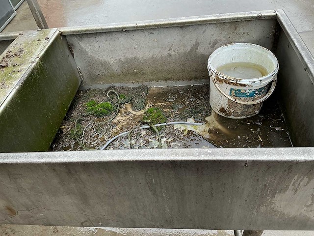 Paarden drinkbak - afbeelding 4 van  5