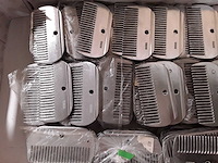 Paarden manenkammen ongebruikt (200x) - afbeelding 2 van  2