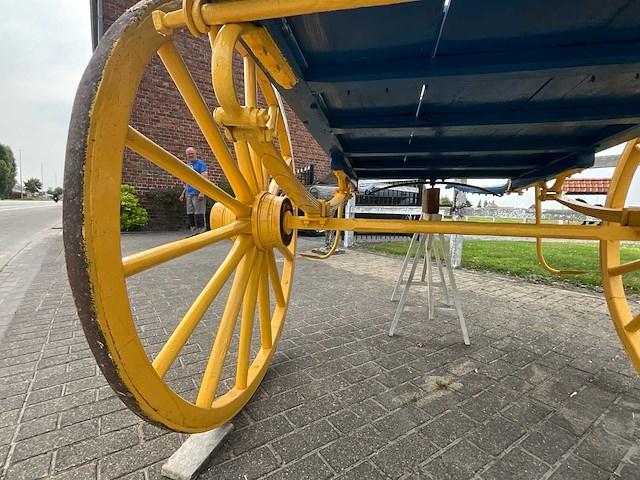 Paarden rijtuig - afbeelding 15 van  21