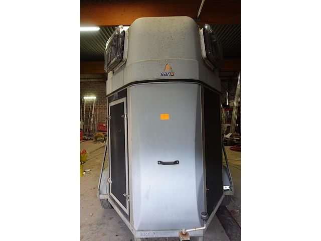 Paardenaanhangwagen saris - afbeelding 3 van  7