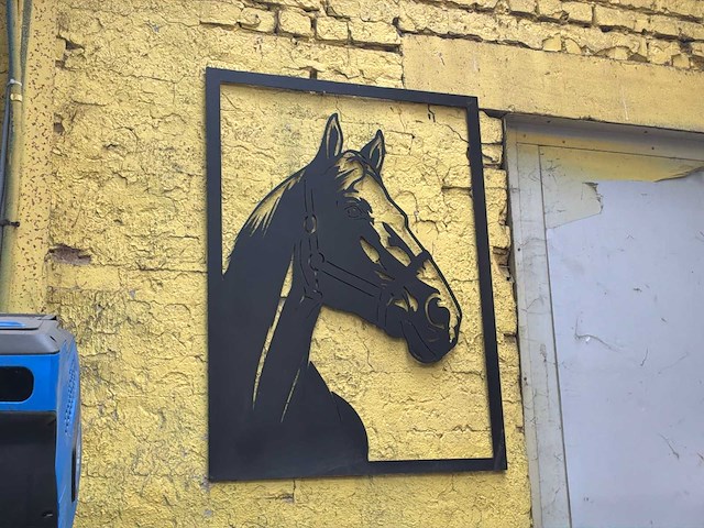 Paardenhoofd gelakt plaatstalen logo’s - afbeelding 1 van  1
