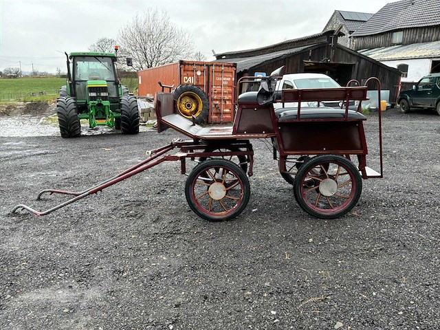 Paardenkoets-accessoire - afbeelding 12 van  29