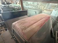 Paardenkoets antiek rijtuig - afbeelding 4 van  7