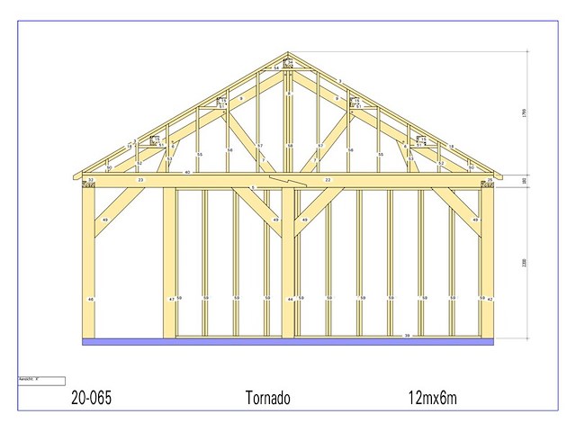 Paardenstal, tornado - afbeelding 9 van  12