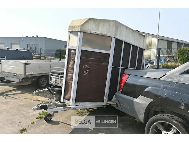 Paardentrailer - afbeelding 1 van  9