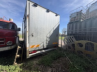 Paardenvrachtwagen iveco - afbeelding 6 van  10