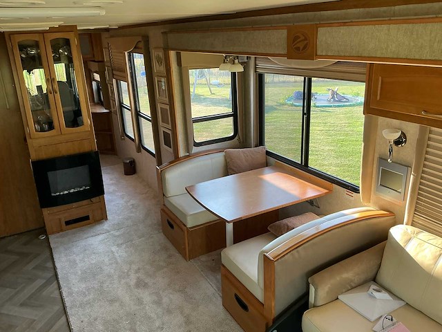 Pace arrow camper mobilehome (220v) - afbeelding 8 van  41