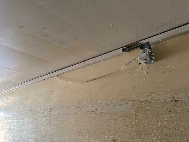 Pacton gesloten trailer thd.230 aanhangwagen - afbeelding 38 van  50