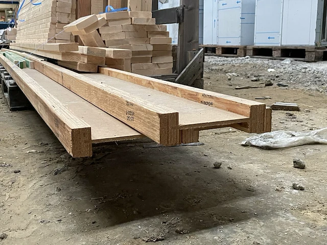 Pakket hout - afbeelding 3 van  10