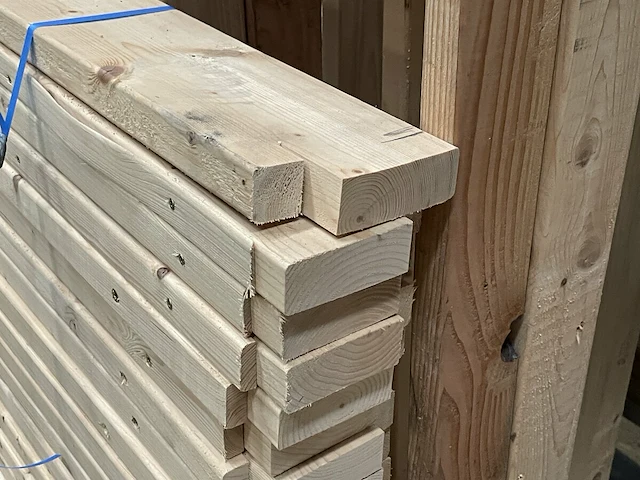 Pakket hout - afbeelding 6 van  10