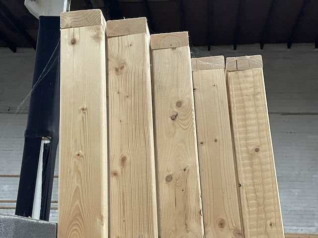 Pakket hout - afbeelding 9 van  10