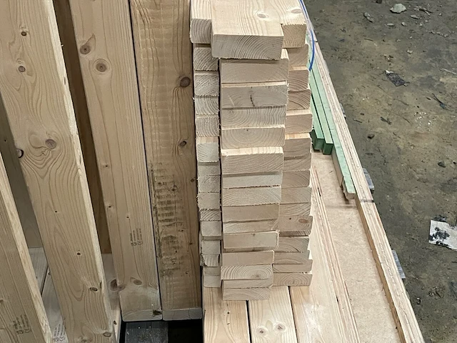 Pakket hout - afbeelding 10 van  10