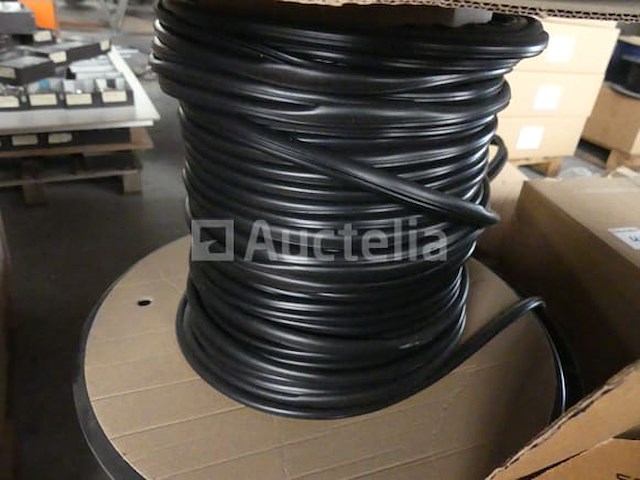 Pakkingen en profielen voor de installatie van aluminium frames - afbeelding 10 van  14