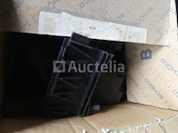 Pakkingen en profielen voor de installatie van aluminium frames - afbeelding 4 van  12