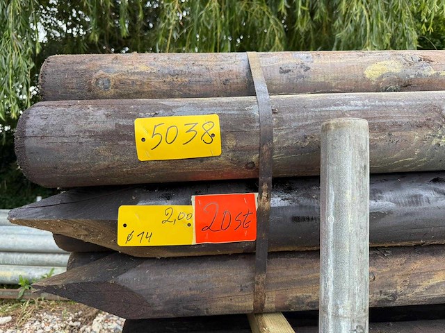 Palenboer - tuinpalen 2m creo gefreesd (20x) - afbeelding 1 van  2