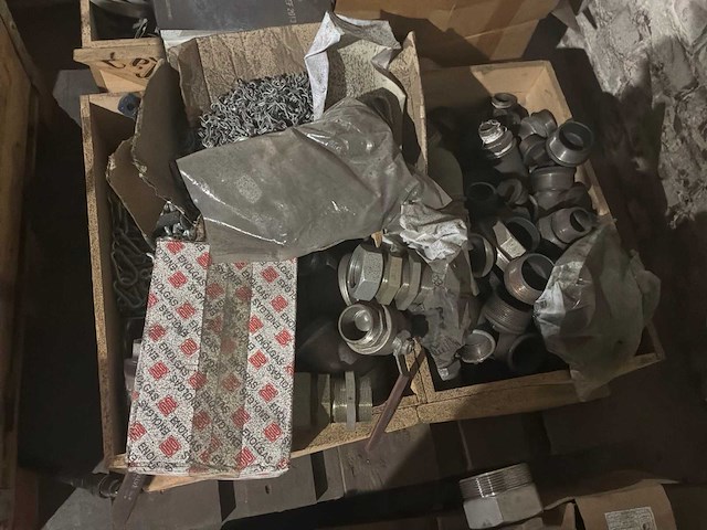 Paletten diverse gereedschappen (3x) - afbeelding 2 van  3