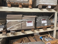 Paletten diverse vloertegels (4x) - afbeelding 1 van  11