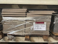 Paletten diverse vloertegels (4x) - afbeelding 7 van  11