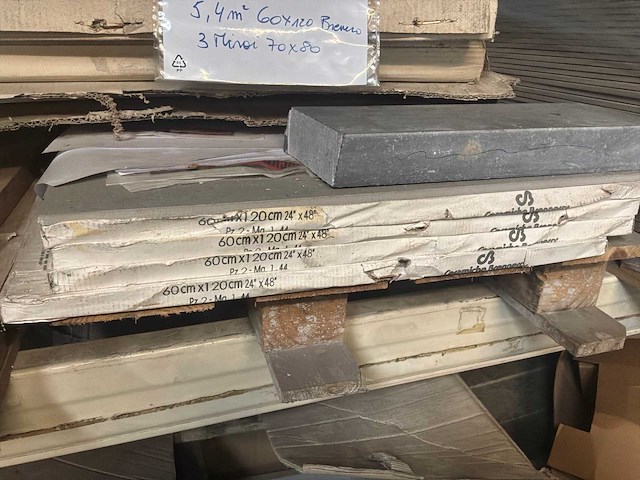 Paletten diverse vloertegels (4x) - afbeelding 10 van  11