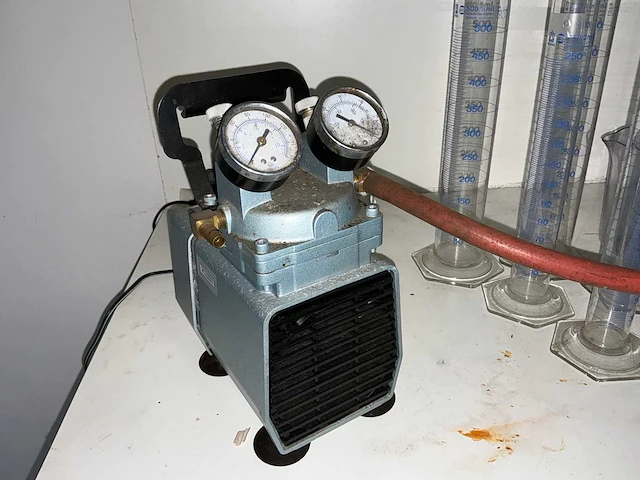 Pall d0a-p730 laboratorium vacuümpomp - afbeelding 3 van  8