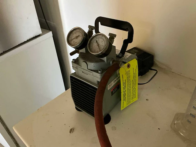 Pall d0a-p730 laboratorium vacuümpomp - afbeelding 6 van  8