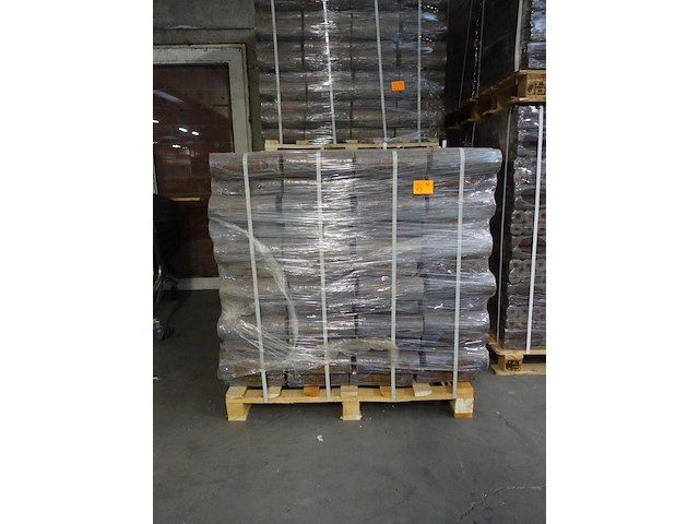 Pallet briketten - afbeelding 1 van  4
