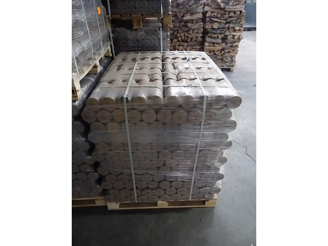 Pallet briketten - afbeelding 4 van  4