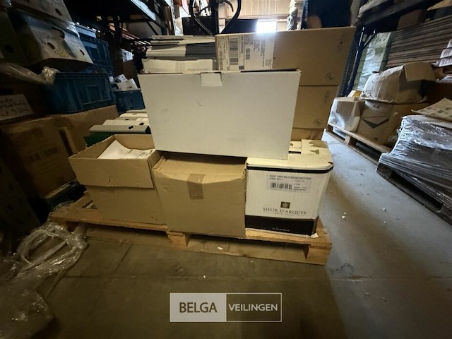 Pallet div bureel/papier/toners/mappen.. - afbeelding 4 van  6