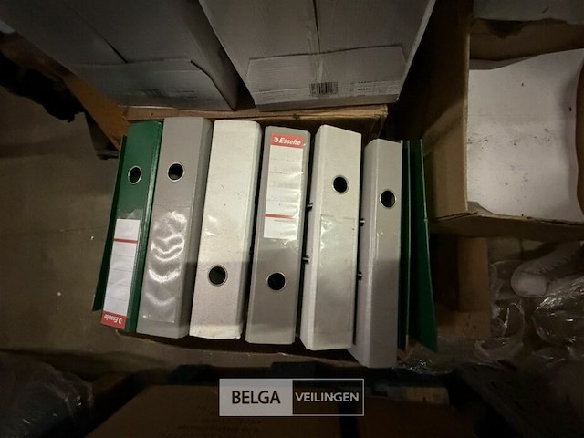 Pallet div bureel/papier/toners/mappen.. - afbeelding 6 van  6