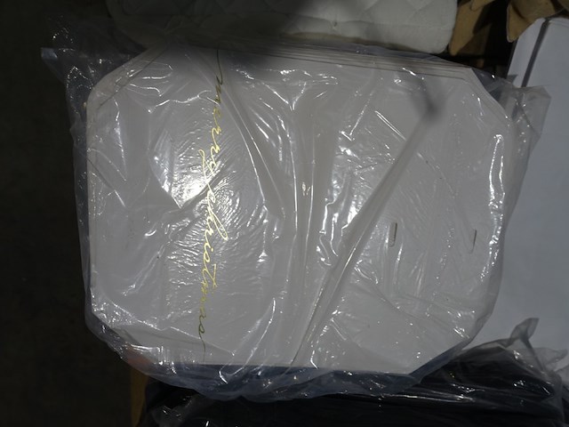 Pallet div geschenkverpakking - afbeelding 2 van  8