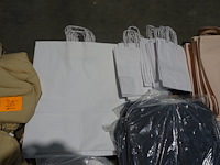 Pallet div geschenkverpakking - afbeelding 6 van  8