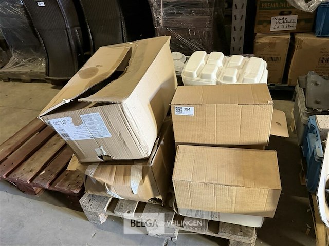Pallet div keukenmateriaal - afbeelding 1 van  11