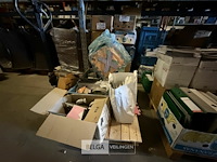 Pallet div verlichting/speelmat/colson bandjes ea - afbeelding 1 van  8