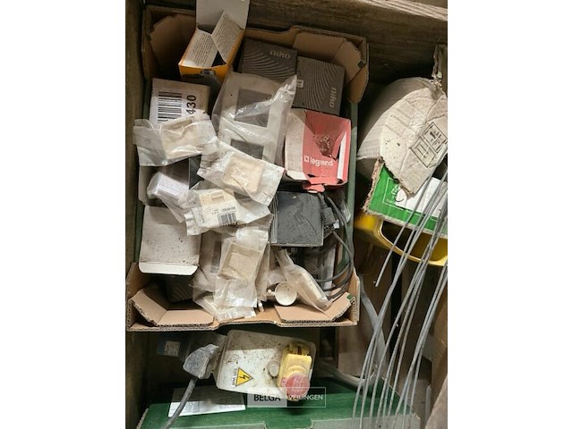 Pallet divers bouw - afbeelding 3 van  5