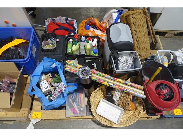 Pallet divers huishoudmateriaal - afbeelding 1 van  3