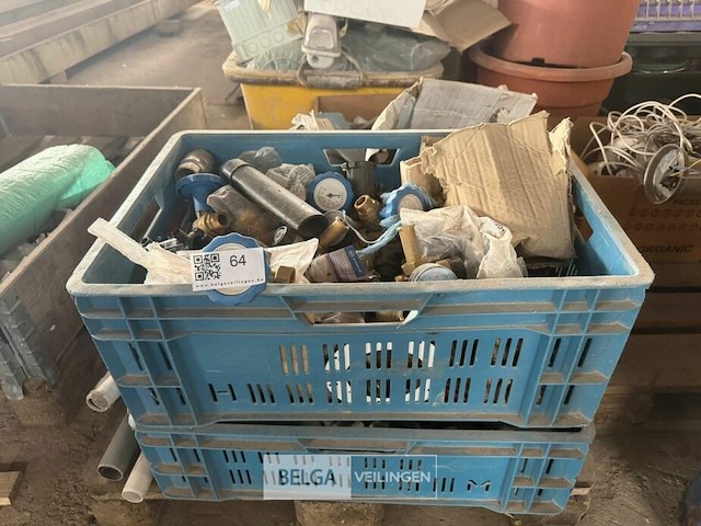 Pallet divers sanitair - afbeelding 1 van  5