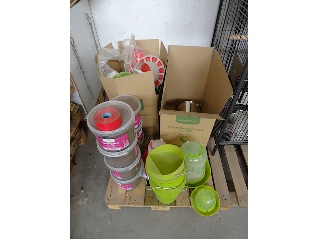 Pallet divers toebehoren dieren - afbeelding 2 van  14
