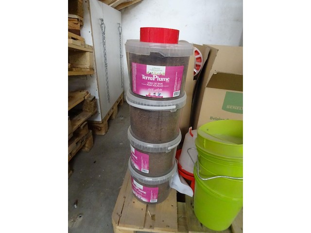 Pallet divers toebehoren dieren - afbeelding 6 van  14